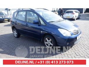 Toyota Corolla Verso 02-