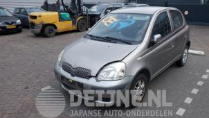 Toyota Yaris Schokdemper rechts-achter O424773 Donorvoertuig