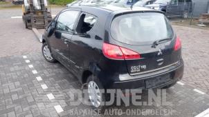 Mitsubishi Colt 04-