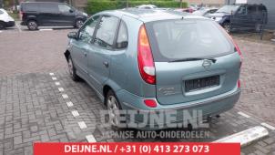 Nissan Almera Tino 01-