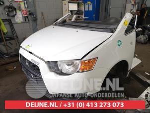 Mitsubishi Colt Regensensor O427798 Donorvoertuig