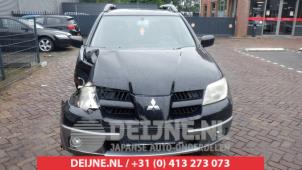 Mitsubishi Outlander 03-