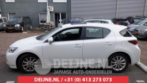 Lexus CT 200h 10-