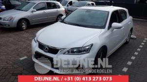 Lexus CT 200h 10-