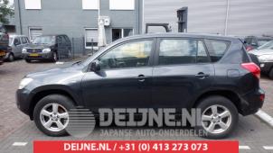 Toyota Rav-4 06-