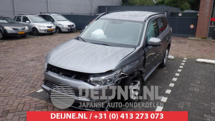 Mitsubishi Outlander Oliekoeler O465018 Donorvoertuig