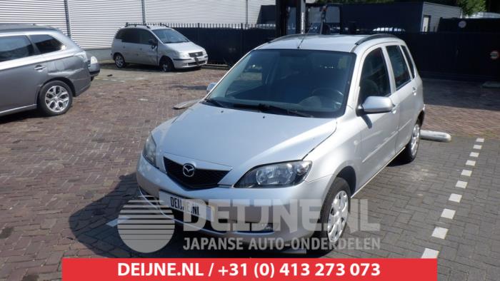 Mazda 2 Buitenspiegel rechts O440429 Donorvoertuig
