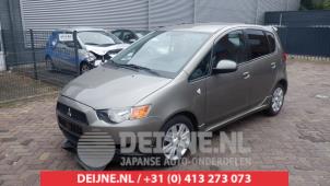 Mitsubishi Colt Extra Ruit 4Deurs rechts-achter O439032 Donorvoertuig