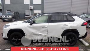 Toyota RAV-4 19-