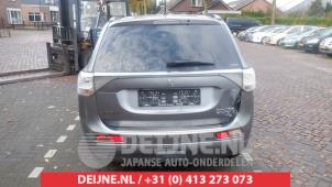 Mitsubishi Outlander 12-