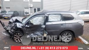 Mitsubishi Outlander 12-