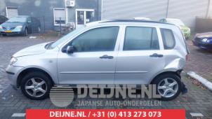 Mazda 2 03-