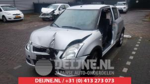Suzuki Swift Seitenschürze links O454138 Spenderfahrzeug