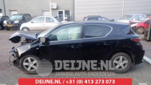 Lexus CT 200h 10-
