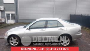 Lexus IS 99-