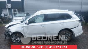 Mitsubishi Outlander 12-