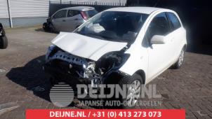 Toyota Yaris Air box O482438 Donor vehicle