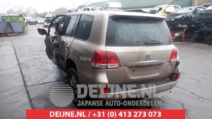 Toyota landcruiser 200 07-