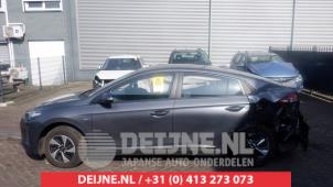 Hyundai Ioniq 16-