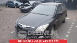 Hyundai I30 Buitenspiegel rechts O511268 Donorvoertuig