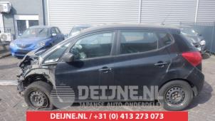 Kia Venga 10-