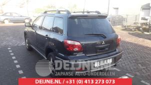 Mitsubishi Outlander 03-