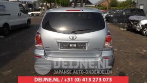Toyota Corolla Verso 04-