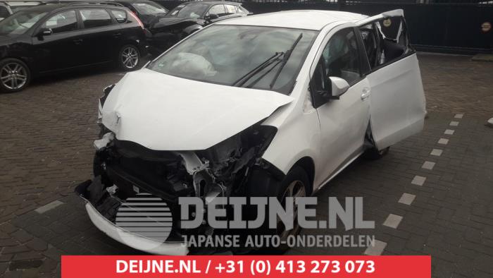 Toyota Yaris Computer Body Control O481809 Donorvoertuig