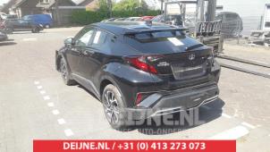Toyota C-HR 16-
