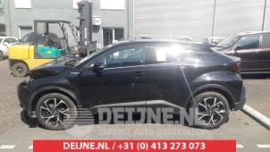 Toyota C-HR 16-