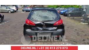 Mitsubishi Colt 04-
