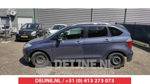 Honda FR-V 05-
