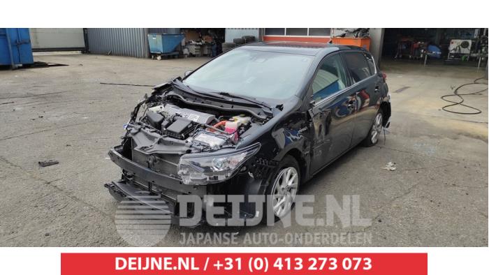 Toyota Auris Computer Body Control O518250 Donorvoertuig