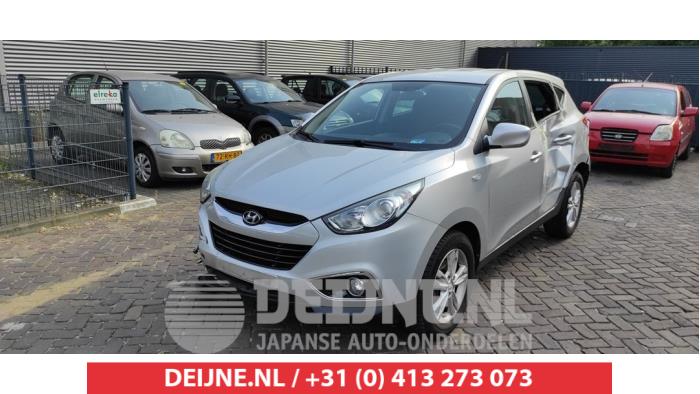 Hyundai IX35 Bumper Rooster O495380 Donorvoertuig