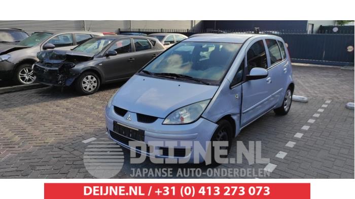 Mitsubishi Colt Ruitmechaniek 4Deurs rechts-achter O510998