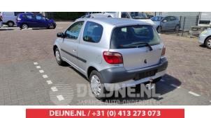 Toyota Yaris 1 00-