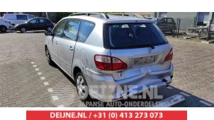 Toyota Avensis Verso 01-