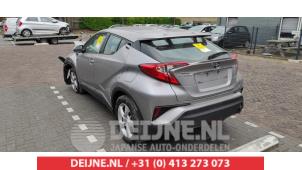 Toyota C-HR 16-