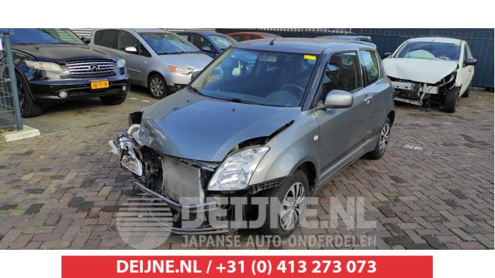 Suzuki Swift Portier 2Deurs rechts O512458 Donorvoertuig