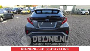 Toyota C-HR 16-