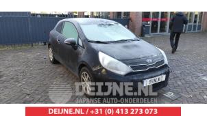 Kia Rio Schalter O521498 Spenderfahrzeug