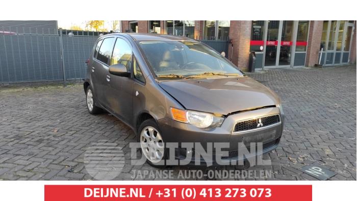 Mitsubishi Colt Regensensor O521421 Donorvoertuig