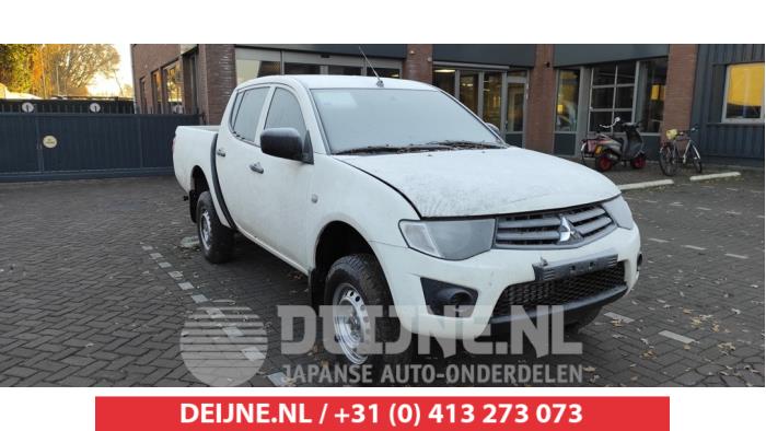 Mitsubishi L-200 2.5 DI-D 4x4 Sloopvoertuig (2013, Wit)