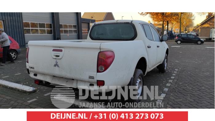 Mitsubishi L-200 2.5 DI-D 4x4 Sloopvoertuig (2013, Wit)