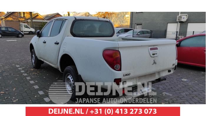 Mitsubishi L-200 2.5 DI-D 4x4 Sloopvoertuig (2013, Wit)