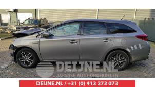 Toyota Auris 13-