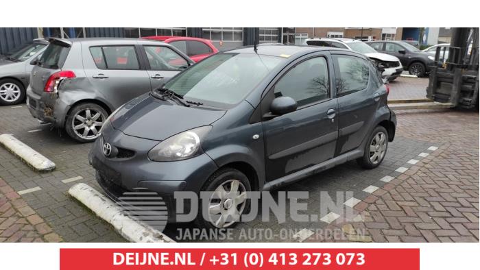 Toyota Aygo Koplampmotor O530182 Donorvoertuig