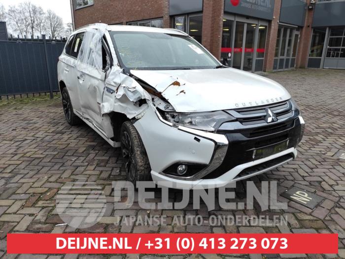 Mitsubishi Outlander Transfer module 4x4 O543732 Donorvoertuig
