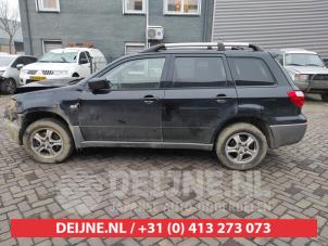 Mitsubishi Outlander 03-