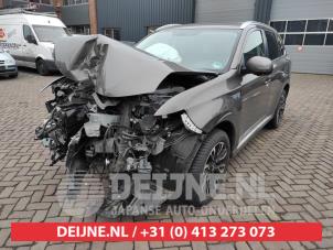 Mitsubishi Outlander 12-